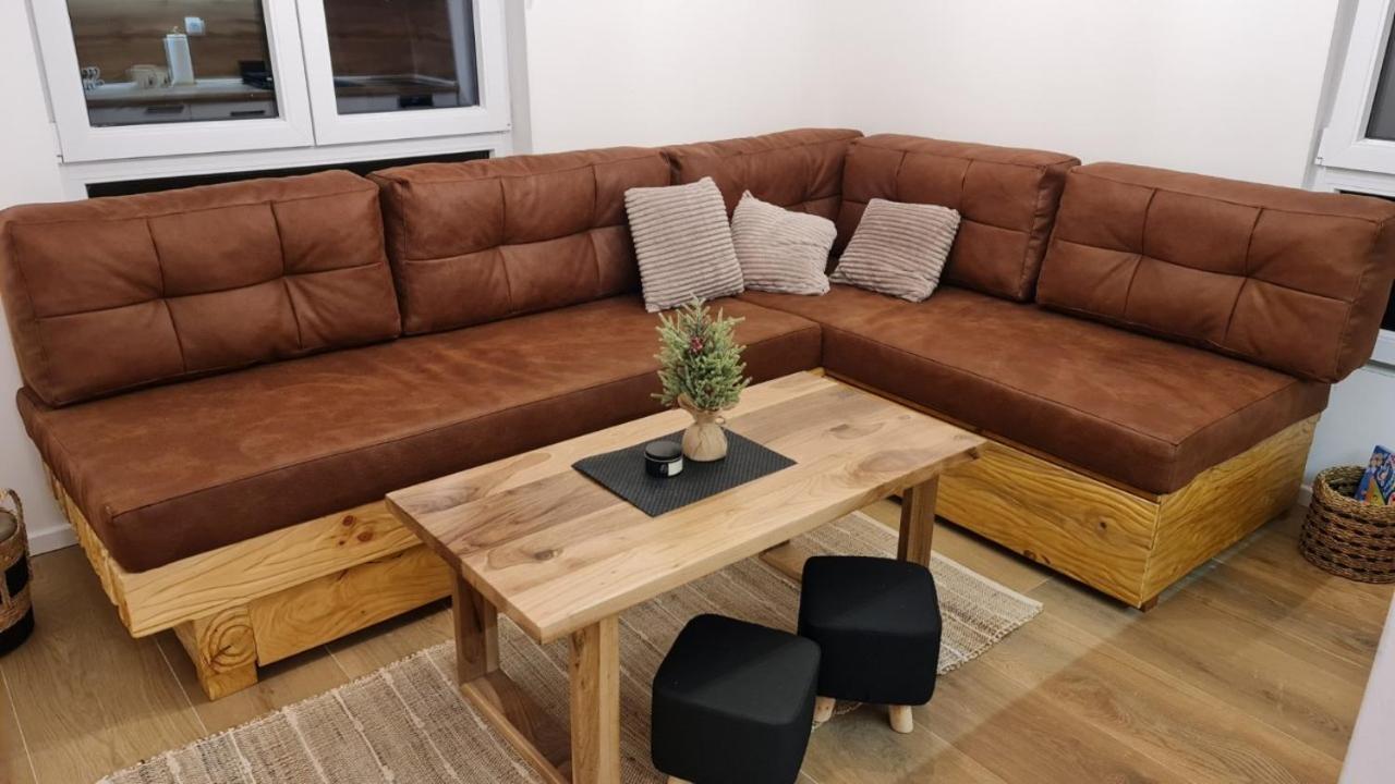 Wood Apartmani - Vila Zimska Idila Jahorina Exteriör bild