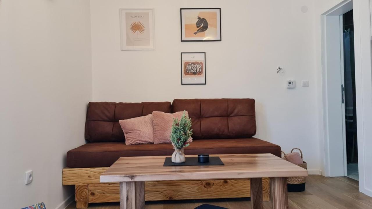 Wood Apartmani - Vila Zimska Idila Jahorina Exteriör bild