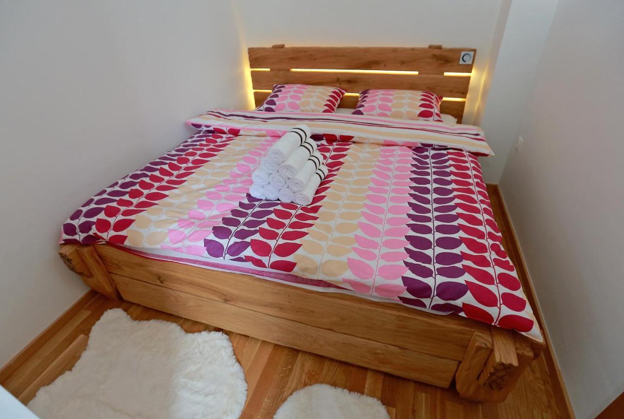 Wood Apartmani - Vila Zimska Idila Jahorina Exteriör bild
