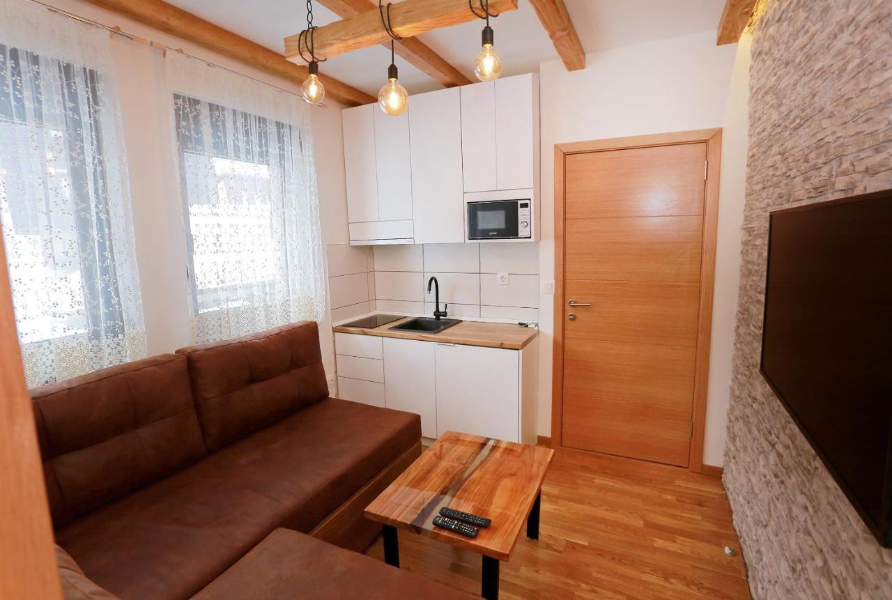Wood Apartmani - Vila Zimska Idila Jahorina Exteriör bild