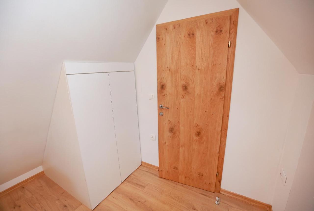 Wood Apartmani - Vila Zimska Idila Jahorina Exteriör bild