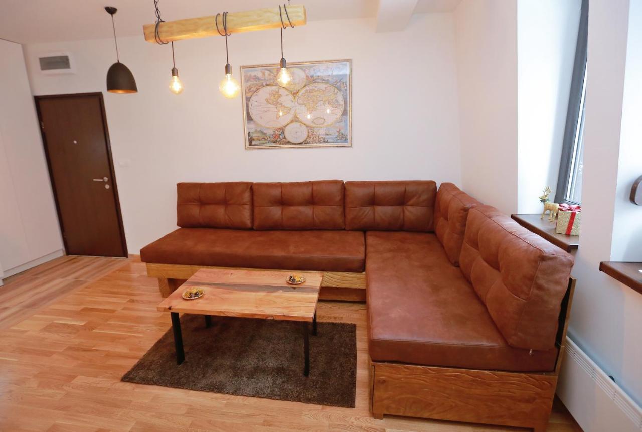 Wood Apartmani - Vila Zimska Idila Jahorina Exteriör bild