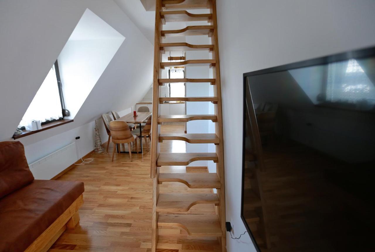 Wood Apartmani - Vila Zimska Idila Jahorina Exteriör bild